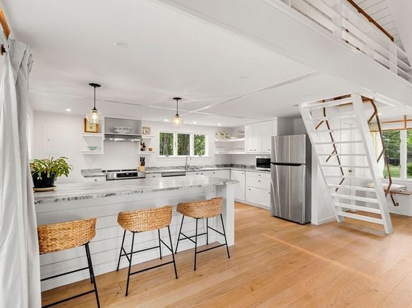 28 John Wise Lane, Essex MA 01929
