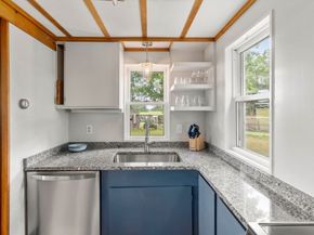 28 John Wise Lane, Essex MA 01929