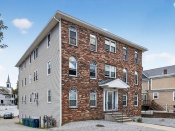 405 Boston Rd