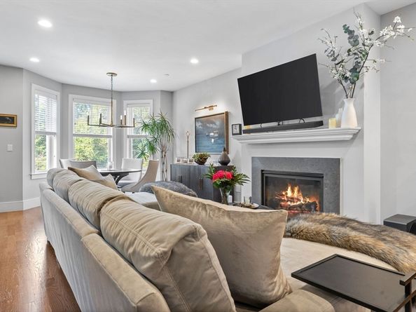 579 Baker St 579, Boston MA 02132