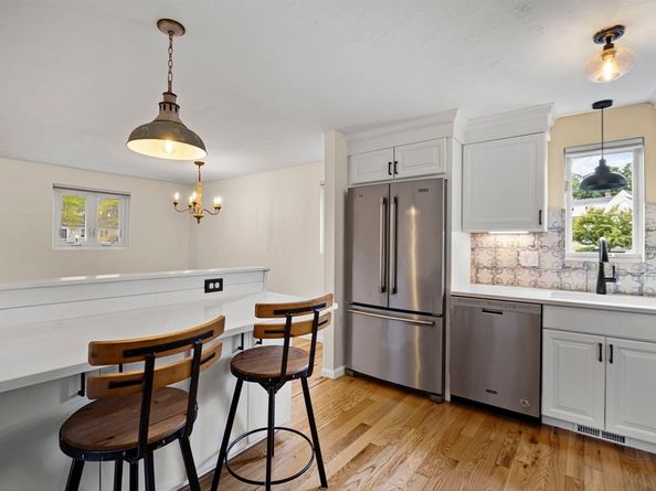 52 Liberty St J5, Plymouth MA 02360