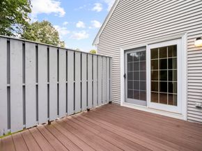 52 Liberty St J5, Plymouth MA 02360