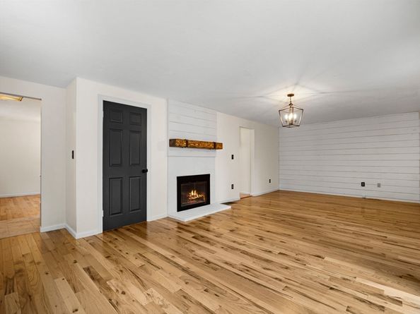 52 Liberty St J5, Plymouth MA 02360