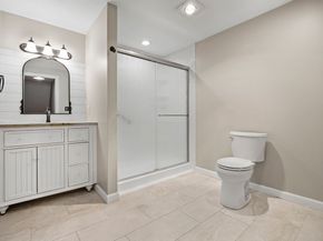 52 Liberty St J5, Plymouth MA 02360