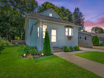 16 Douglas Rd