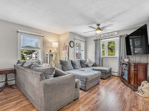 16 Douglas Rd, Gardner MA 01440
