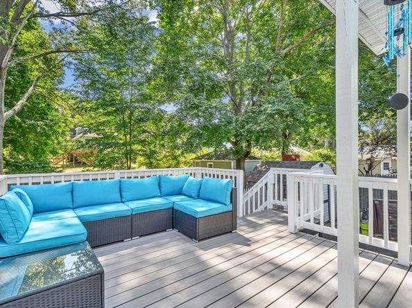 16 Douglas Rd, Gardner MA 01440