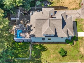 16 Douglas Rd, Gardner MA 01440