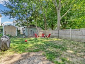 16 Douglas Rd, Gardner MA 01440