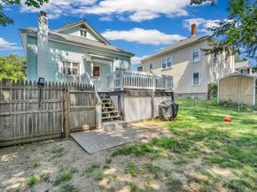 16 Douglas Rd, Gardner MA 01440