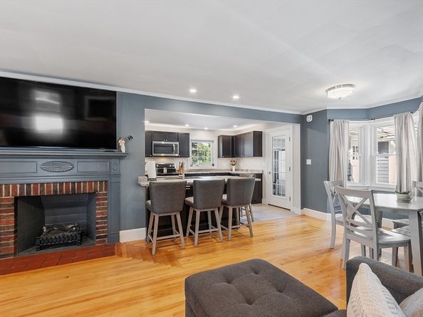 16 Homestead Ave, Auburn MA 01501