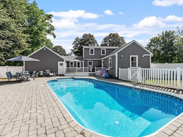 16 Homestead Ave, Auburn MA 01501