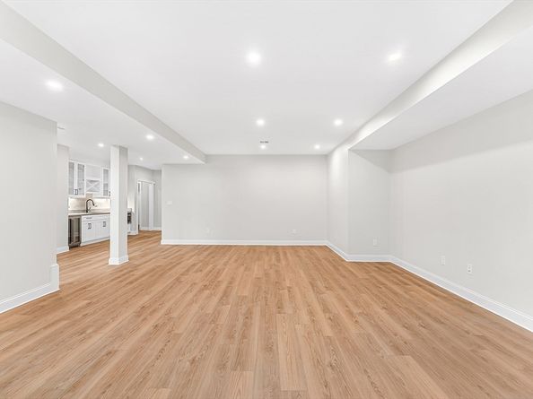6 Southgate Road, Wellesley MA 02482