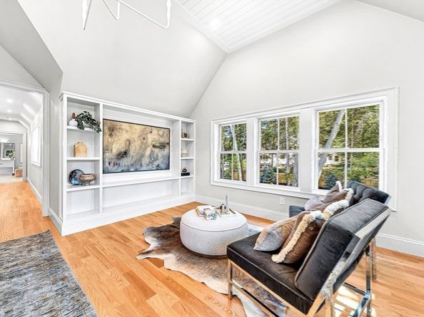 6 Southgate Road, Wellesley MA 02482