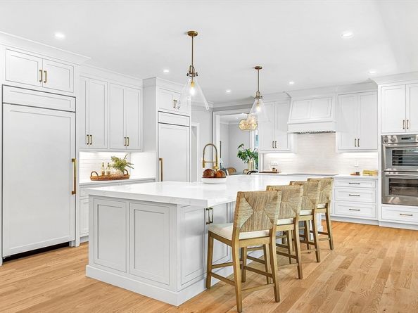 6 Southgate Road, Wellesley MA 02482