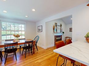 10 Glen Cir, Waltham MA 02451