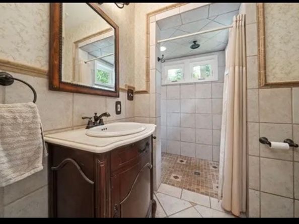 290 School, Pembroke MA 02359