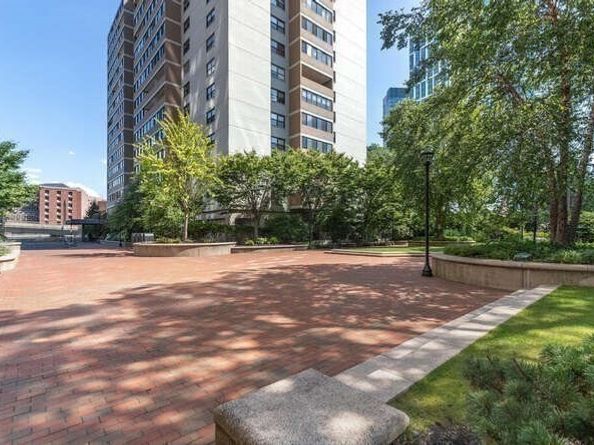 8 Whittier 21E, Boston MA 02114