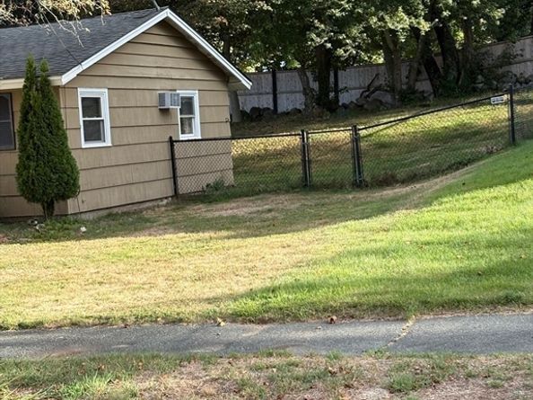 58 Trask Road, Peabody MA 01960