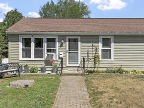 16 Walnut St, Templeton MA 01436