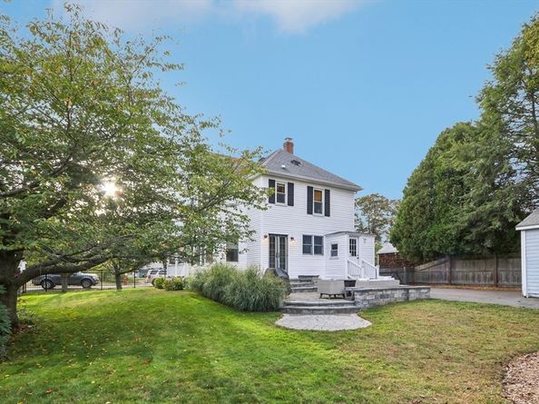 623 Cabot St, Beverly MA 01915
