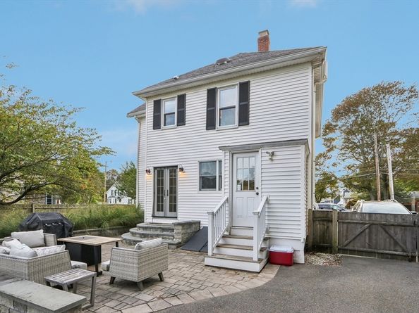 623 Cabot St, Beverly MA 01915