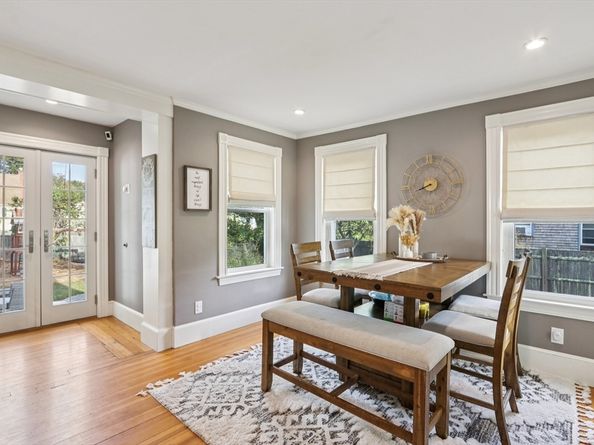 623 Cabot St, Beverly MA 01915