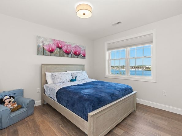 59 Riverview Ave, Danvers MA 01923