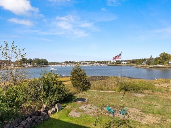 59 Riverview Ave, Danvers MA 01923