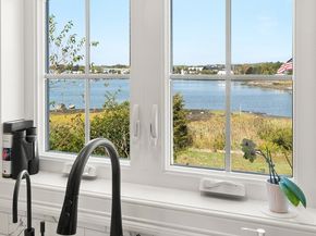 59 Riverview Ave, Danvers MA 01923