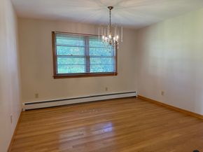 70 Harrington Way, Worcester MA 01604