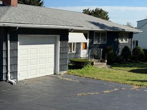 70 Harrington Way, Worcester MA 01604
