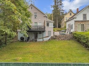 23 Dryden St, Worcester MA 01605