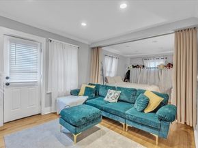 23 Dryden St, Worcester MA 01605