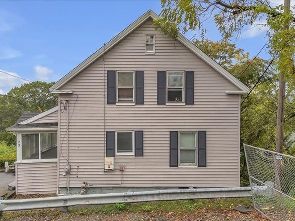 23 Dryden St, Worcester MA 01605