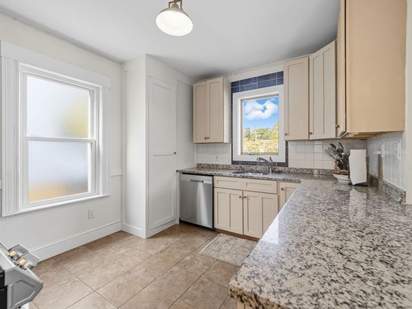 13 Greene St, Beverly MA 01915