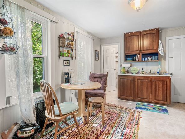 8 Albion Ter, Somerville MA 02144