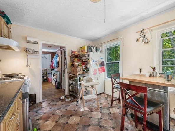 8 Albion Ter, Somerville MA 02144