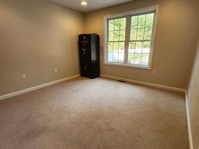 20 Woodridge Rd, Millbury MA 01527