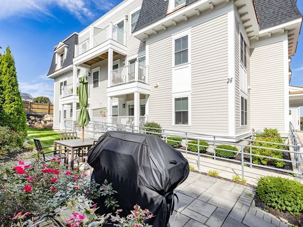 445 Essex Street 304, Swampscott MA 01907
