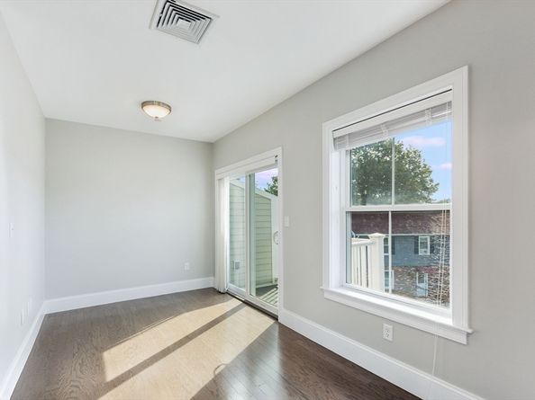445 Essex Street 304, Swampscott MA 01907