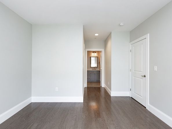 445 Essex Street 304, Swampscott MA 01907