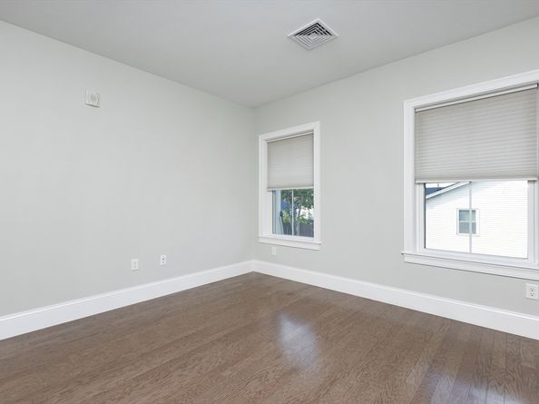 445 Essex Street 304, Swampscott MA 01907
