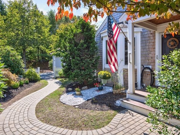 6 Wayside Path 6, Plymouth MA 02360