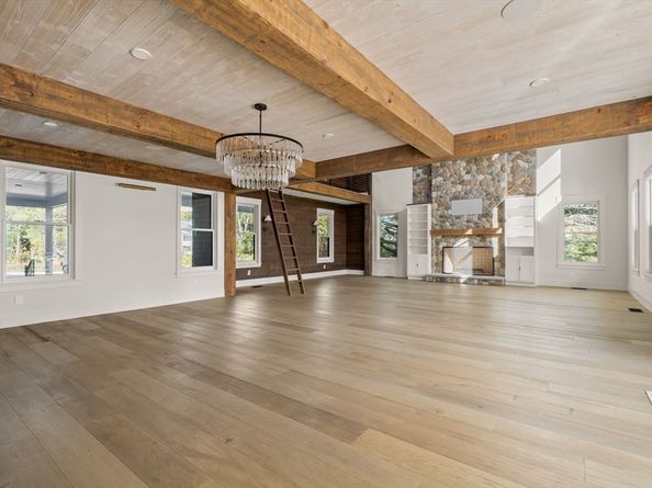140 Livingstone Ave, Beverly MA 01915
