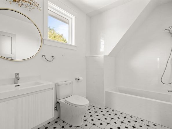 140 Livingstone Ave, Beverly MA 01915