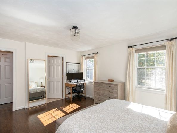2 Ricciuti Drive 8, Quincy MA 02169