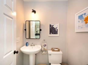2 Ricciuti Drive 8, Quincy MA 02169