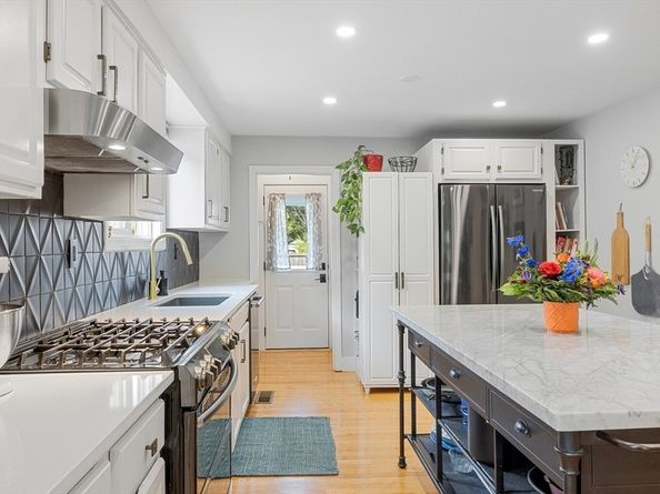 94 Rawson Road 94, Arlington MA 02474