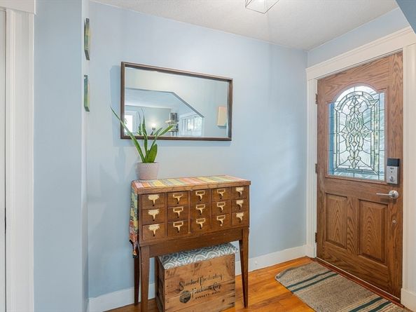 94 Rawson Road 94, Arlington MA 02474